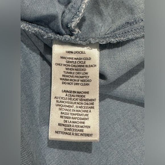 Collar, Sleeveless V-Neck ‘Denim-Look’ Dress with Pockets - Picture 7 of 9